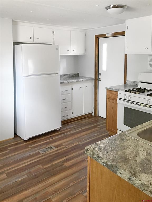 910 Memorial Drive Property Photo 26