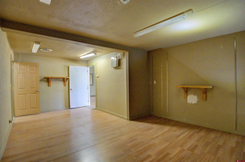 310 E Main Street Property Photo 17