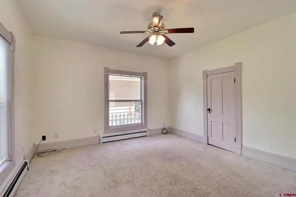 322 E Orchard Street Property Photo 5