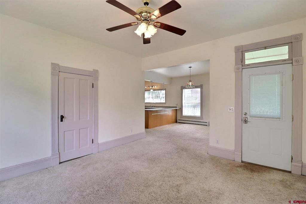 322 E Orchard Street Property Photo 6