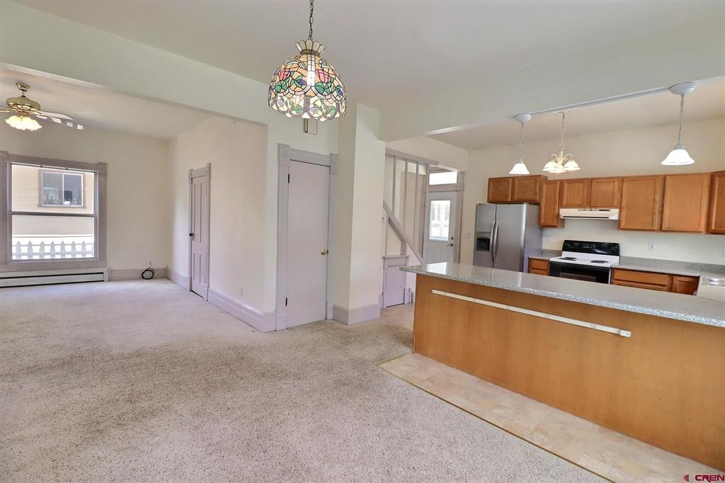 322 E Orchard Street Property Photo 8