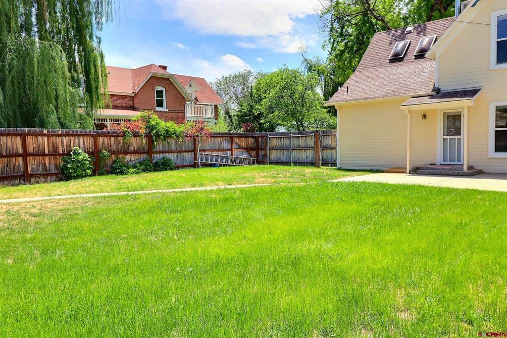 322 E Orchard Street Property Photo 30