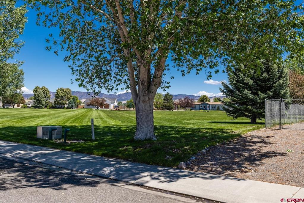 633 Golden Drive Property Photo 11