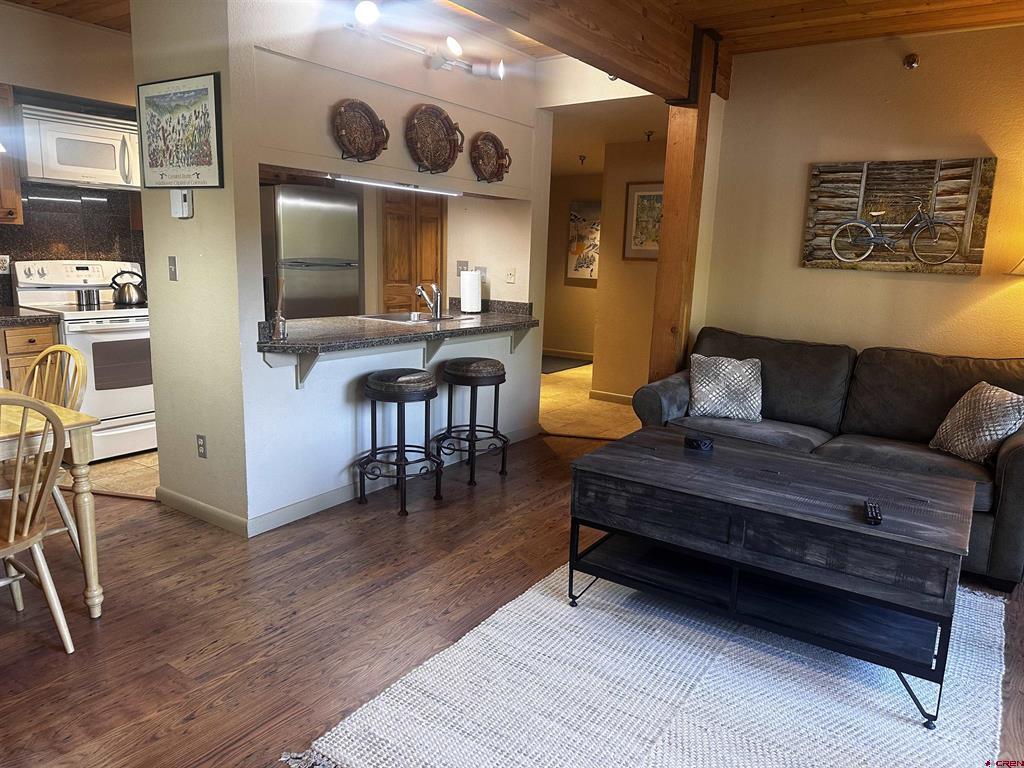 400 Gothic Road Property Photo 7