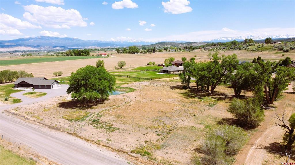 63242 Pearl Road Property Photo 2