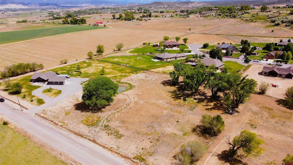 63242 Pearl Road Property Photo 5