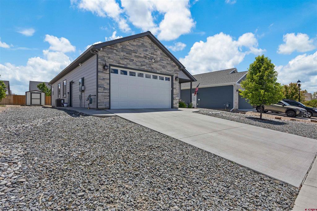 1210 Owl Creek Avenue Property Photo 3