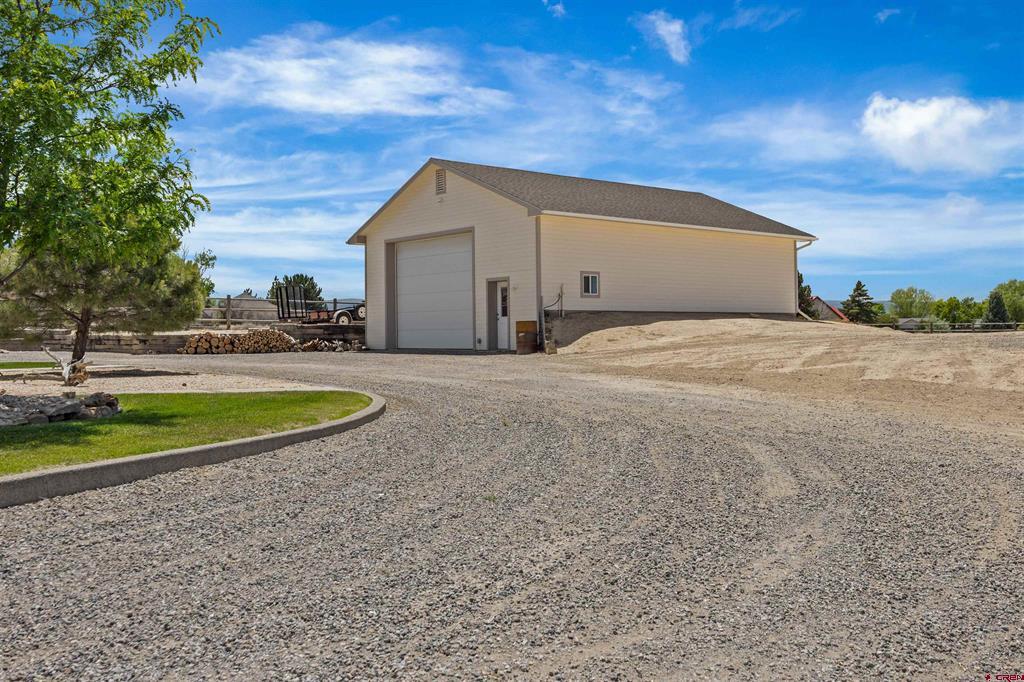 62722 Jig Road Property Photo 2