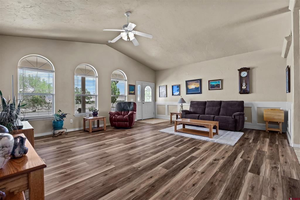 62722 Jig Road Property Photo 4