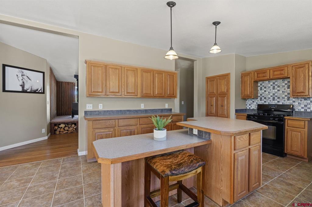 21 Valley Trail Property Photo 12