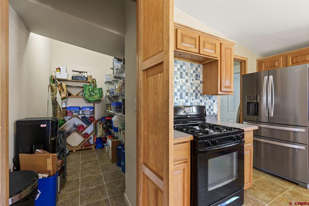 21 Valley Trail Property Photo 15
