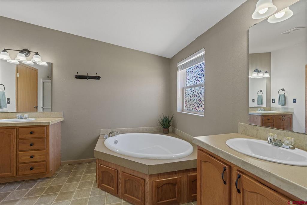 21 Valley Trail Property Photo 21