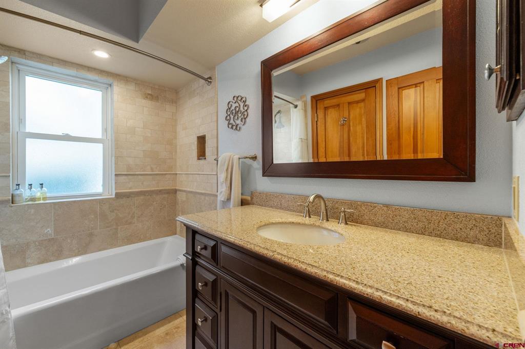 370 Mahoney Drive Property Photo 21