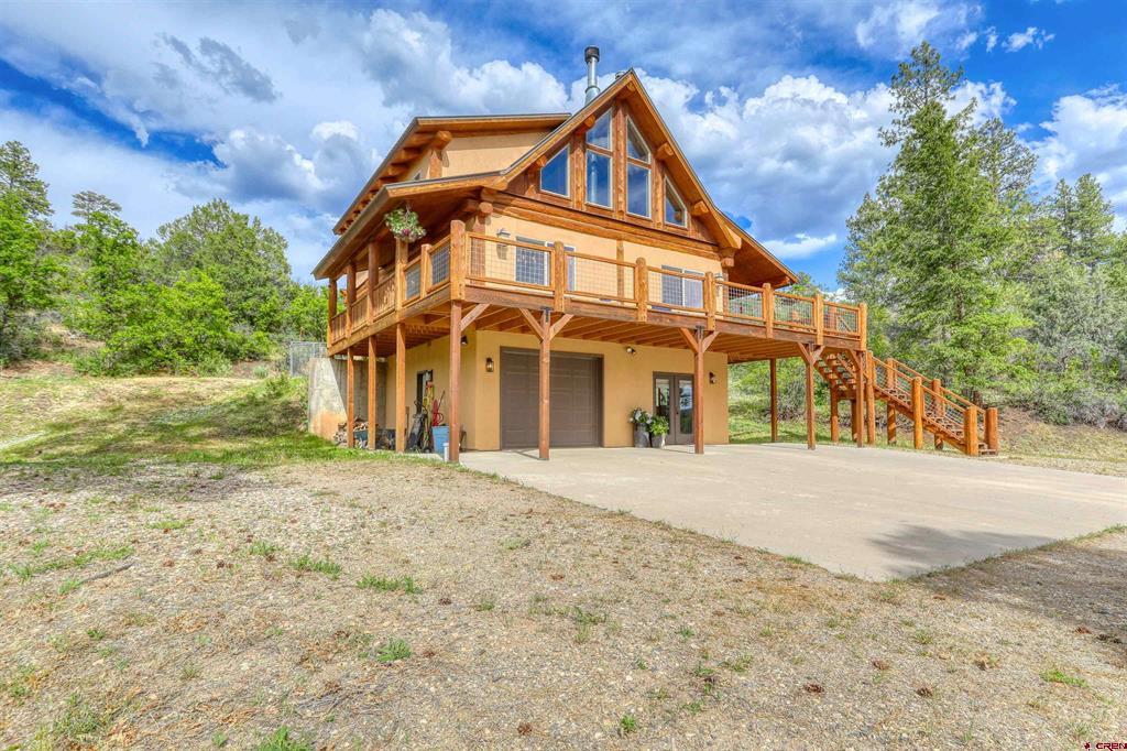 1083 Deer Trail Property Photo 2