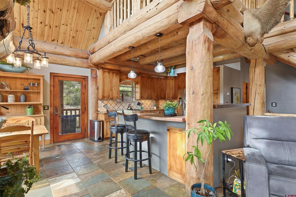 1083 Deer Trail Property Photo 10