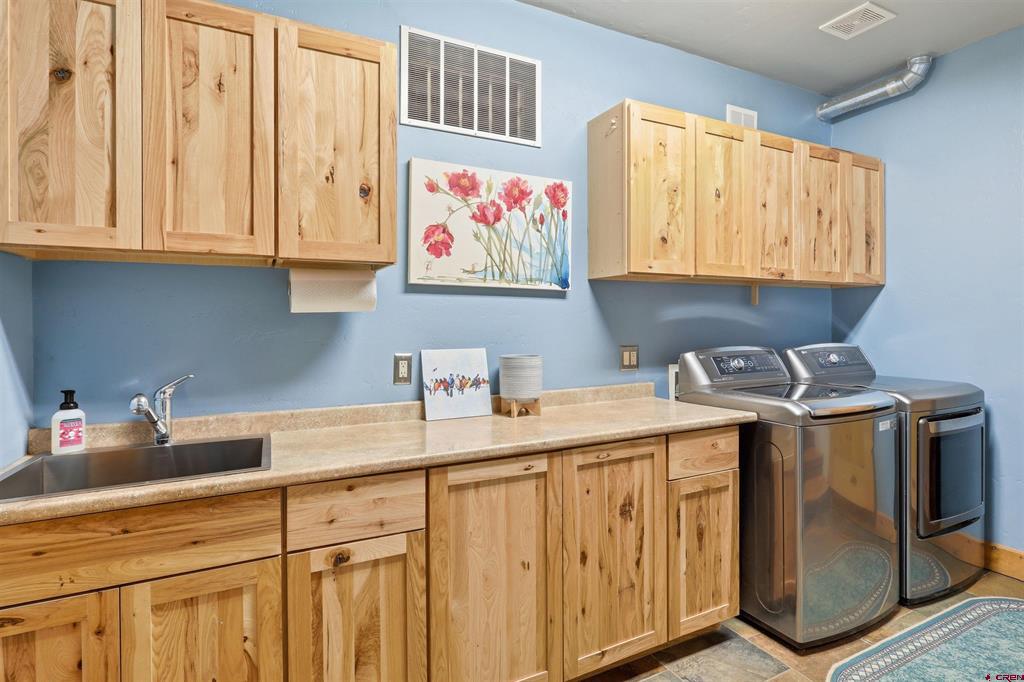 1083 Deer Trail Property Photo 36