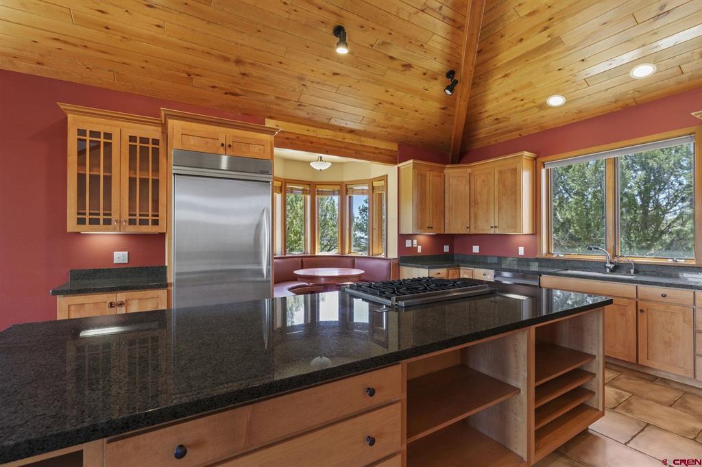 595 Sand Ridge Court Property Photo 8