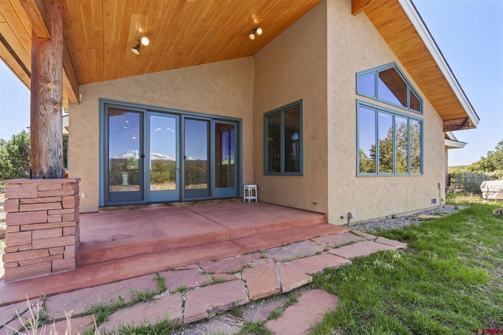 595 Sand Ridge Court Property Photo 31