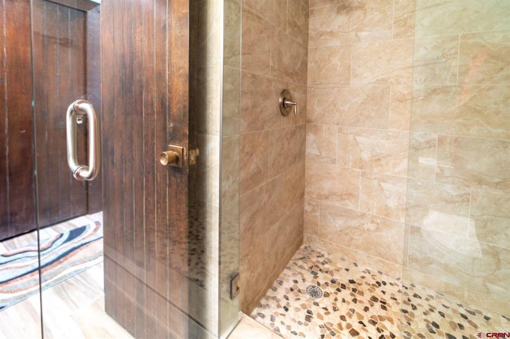 314 N Tamarron Drive Property Photo 9