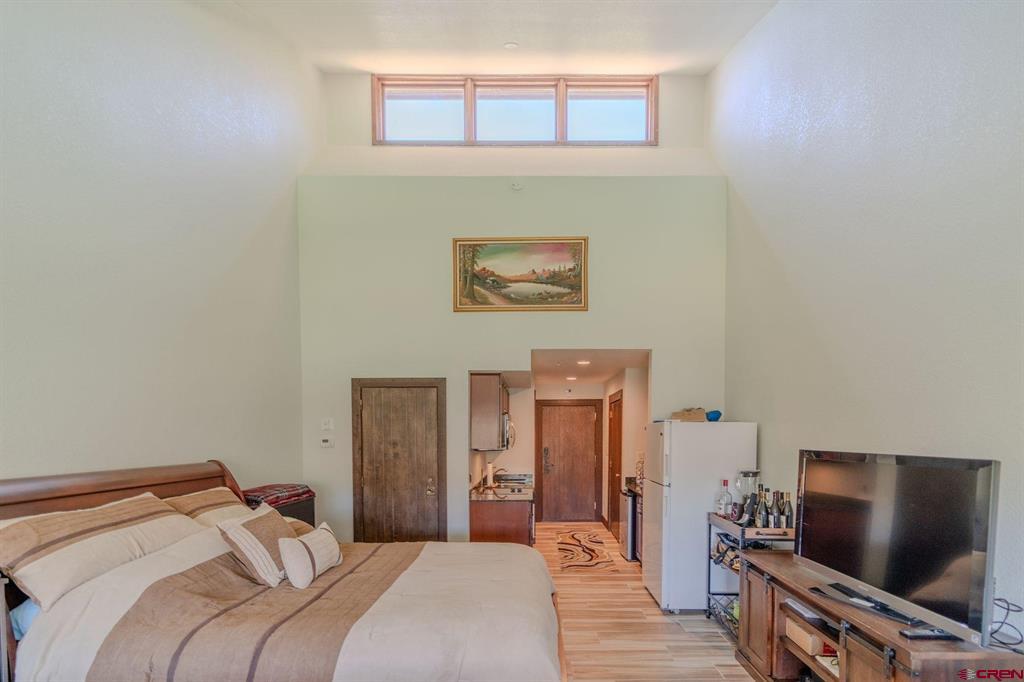 314 N Tamarron Drive Property Photo 14
