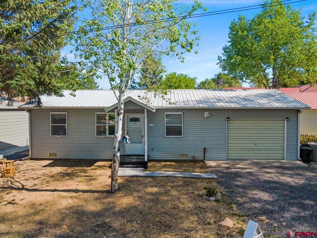 140 1/2 Sw 5th Street Property Photo 1