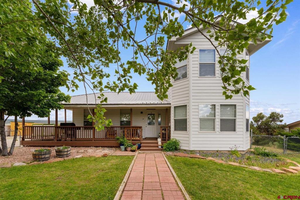 50 Pioneer Circle Property Photo 1