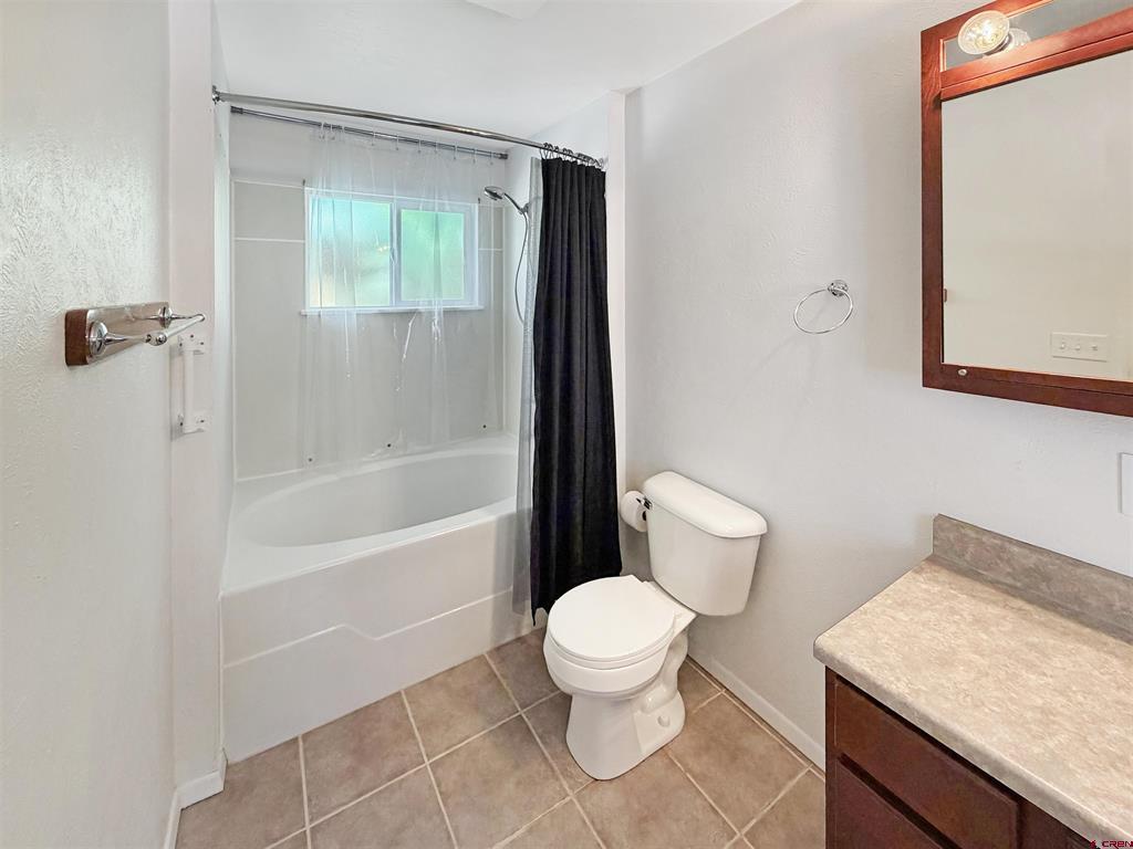 906 Livesay Drive Property Photo 16
