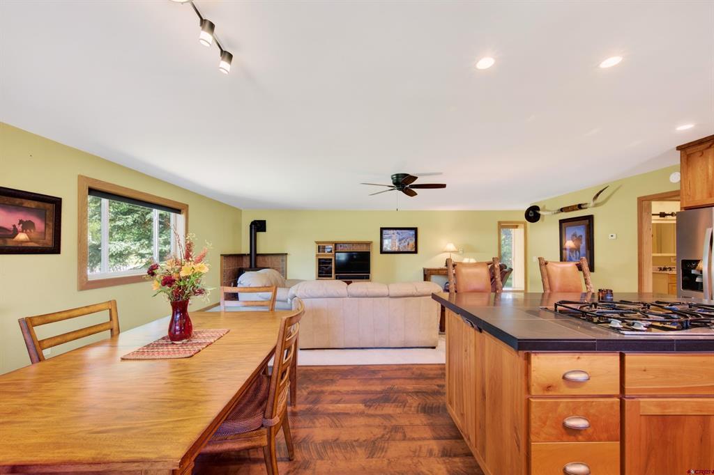 404 Fairway Lane Property Photo 14