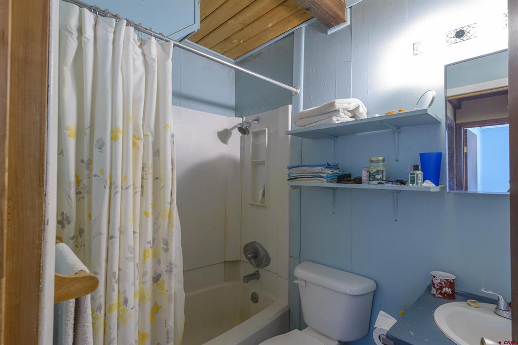 31 Castle Road Property Photo 11