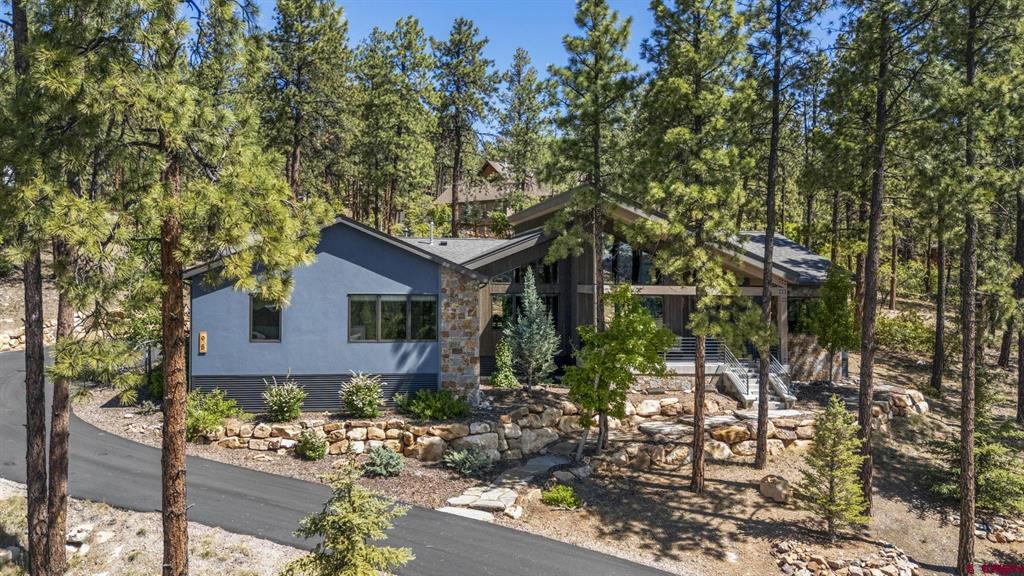 95 Boulder View Drive Property Photo 1