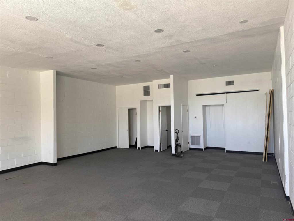 614 N 1st Street Property Photo 5