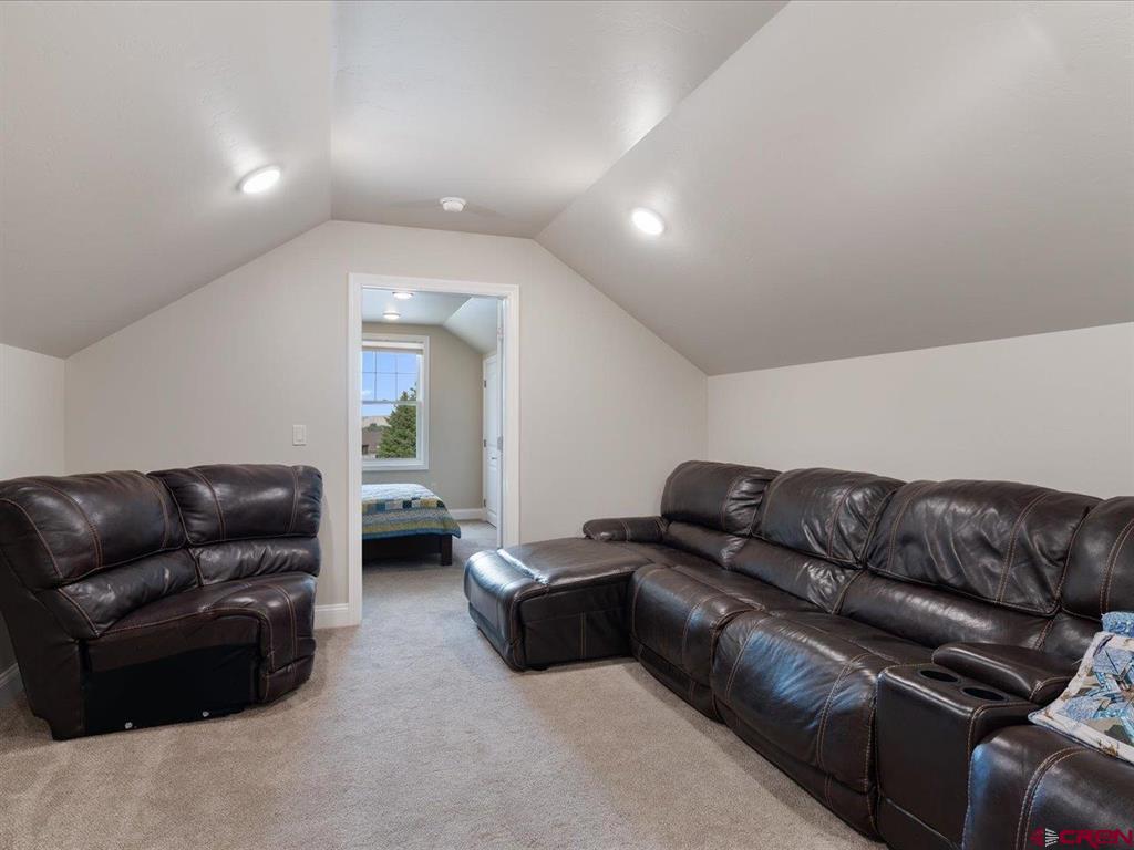 2017 Constitution Loop Property Photo 28