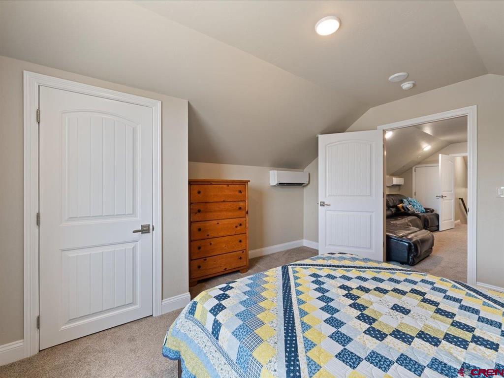 2017 Constitution Loop Property Photo 29