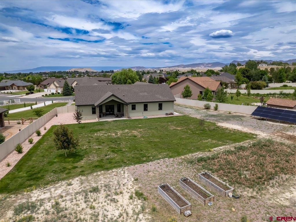 2017 Constitution Loop Property Photo 32