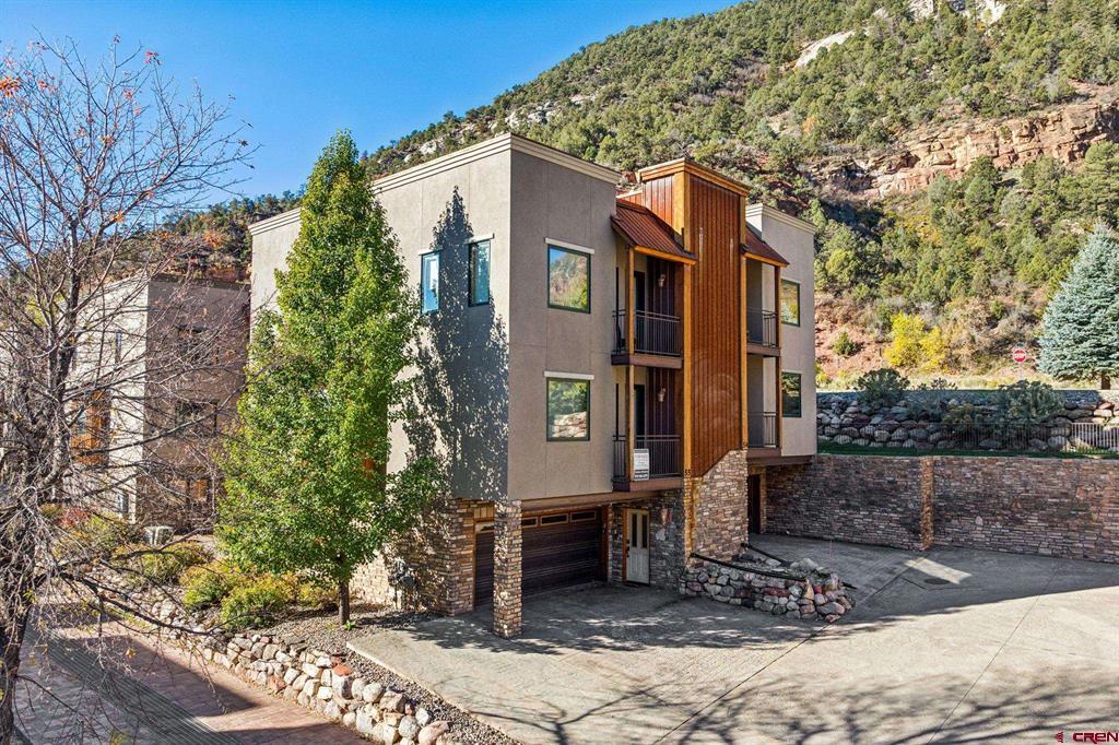 1422 Animas View Drive Property Photo 1