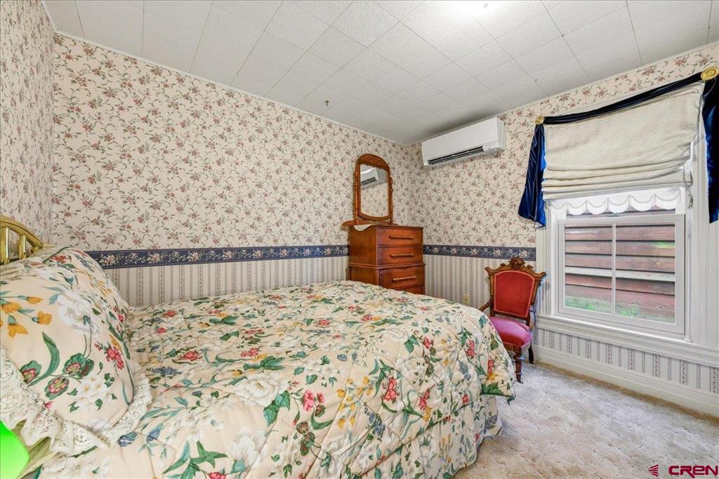 306 Oak Street Property Photo 16