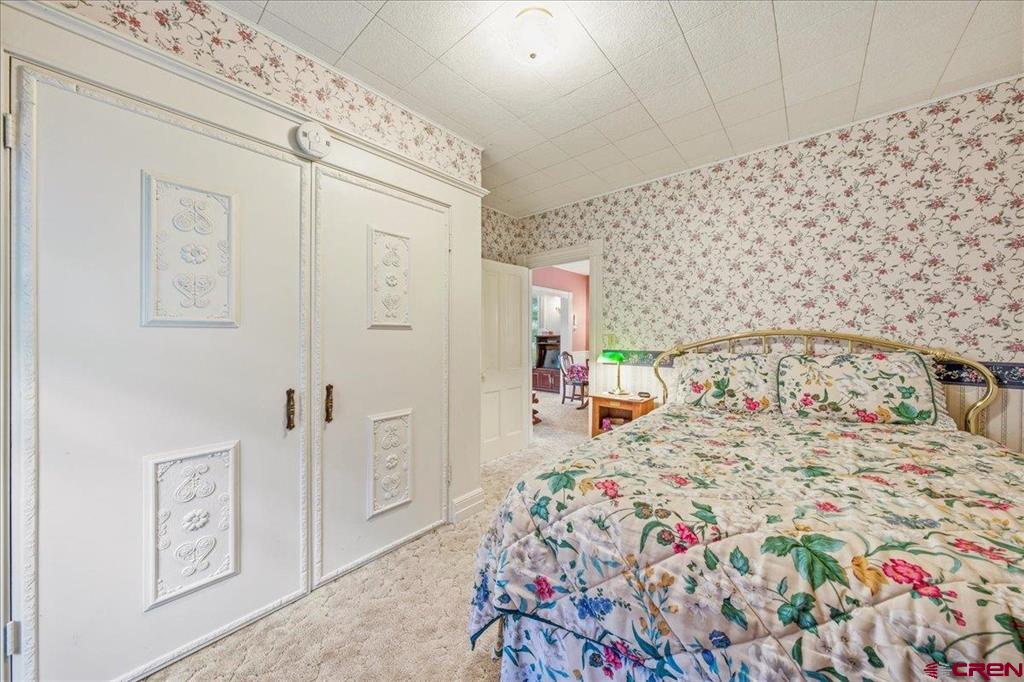306 Oak Street Property Photo 17
