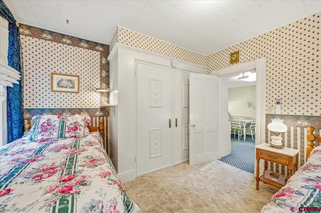 306 Oak Street Property Photo 19