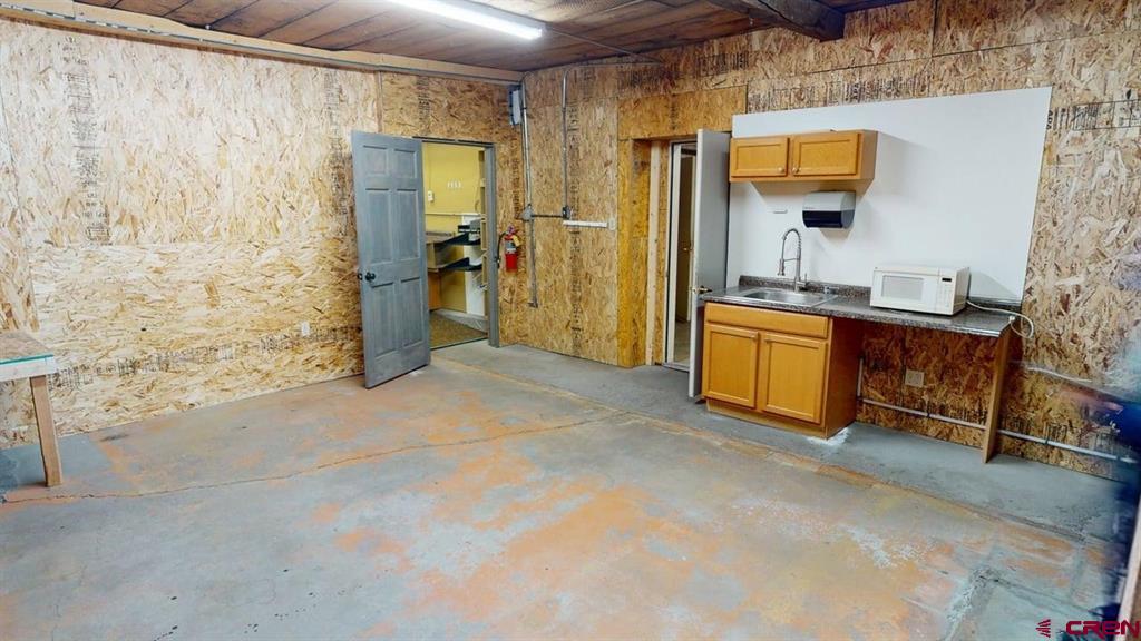 535 Grand Avenue Property Photo 11