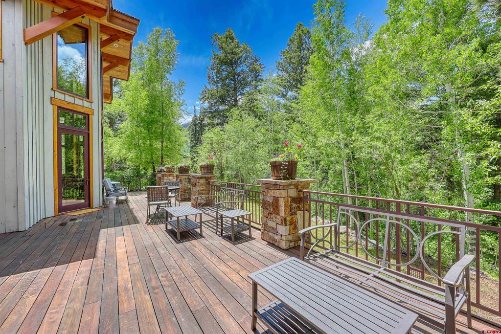 455 Pinnacle View Drive Property Photo 10