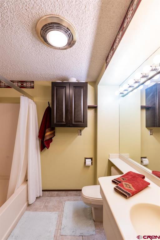 314 N Tamarron Drive Property Photo 12