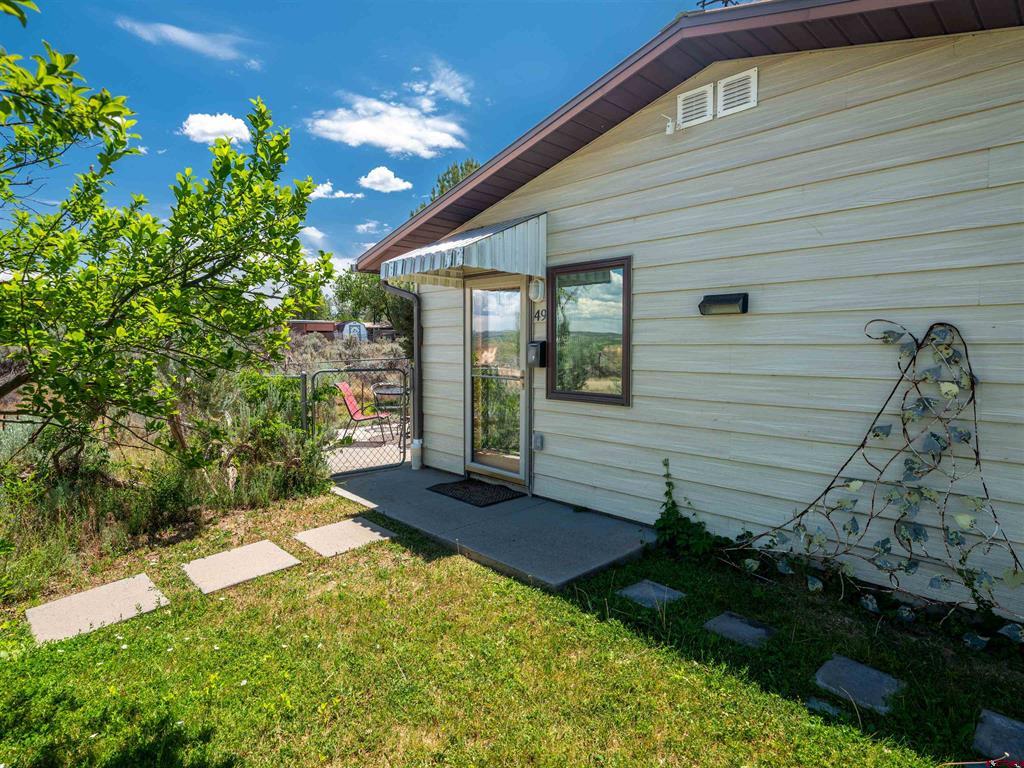 49 E Driscoll Street Property Photo 1