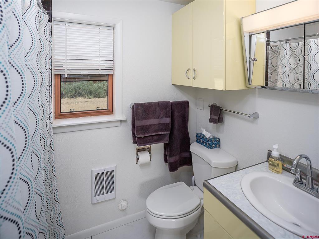 49 E Driscoll Street Property Photo 10