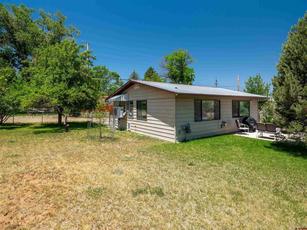 49 E Driscoll Street Property Photo 16