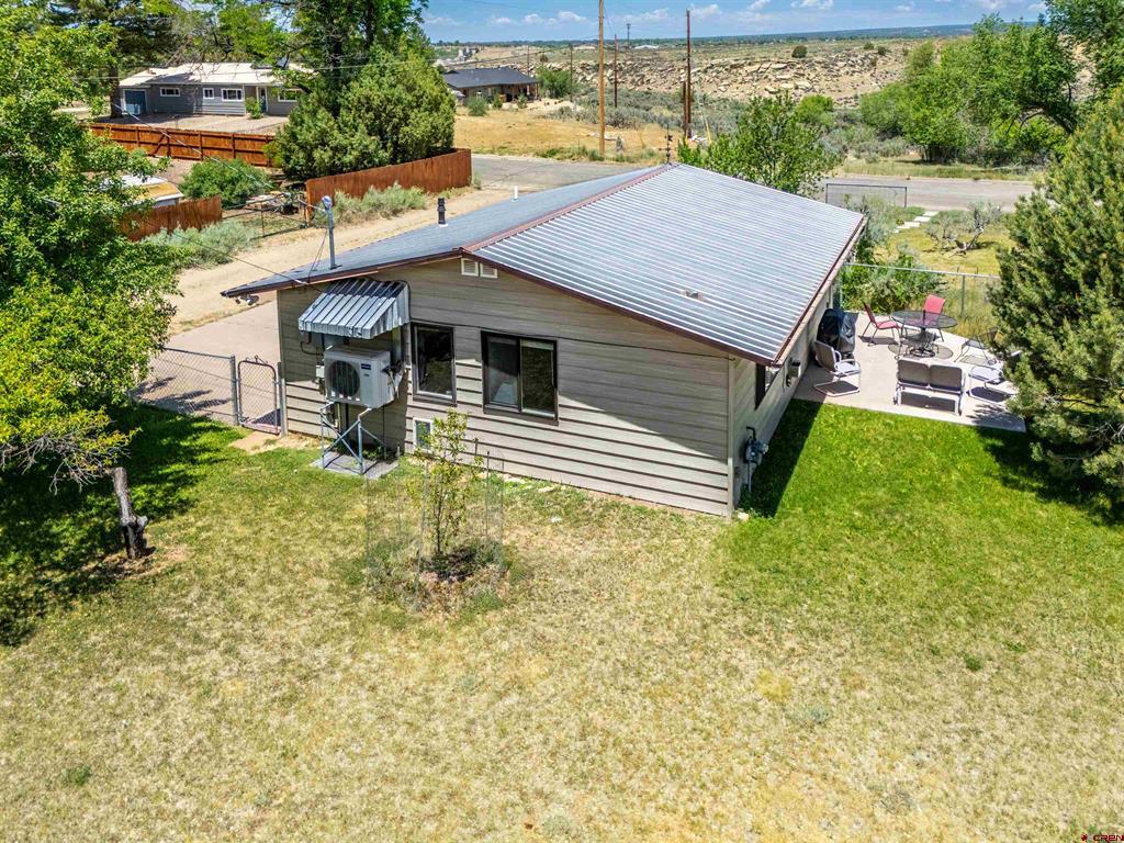 49 E Driscoll Street Property Photo 26