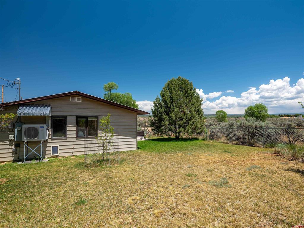 49 E Driscoll Street Property Photo 28