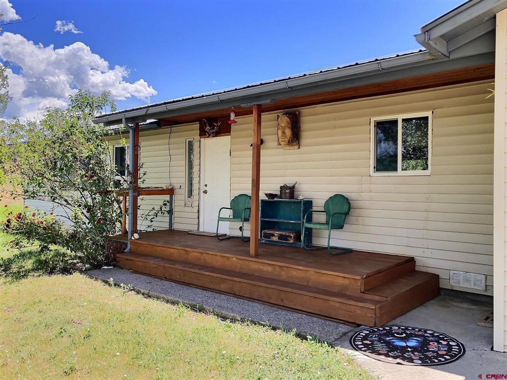 41074 Lamborn Drive Property Photo 4