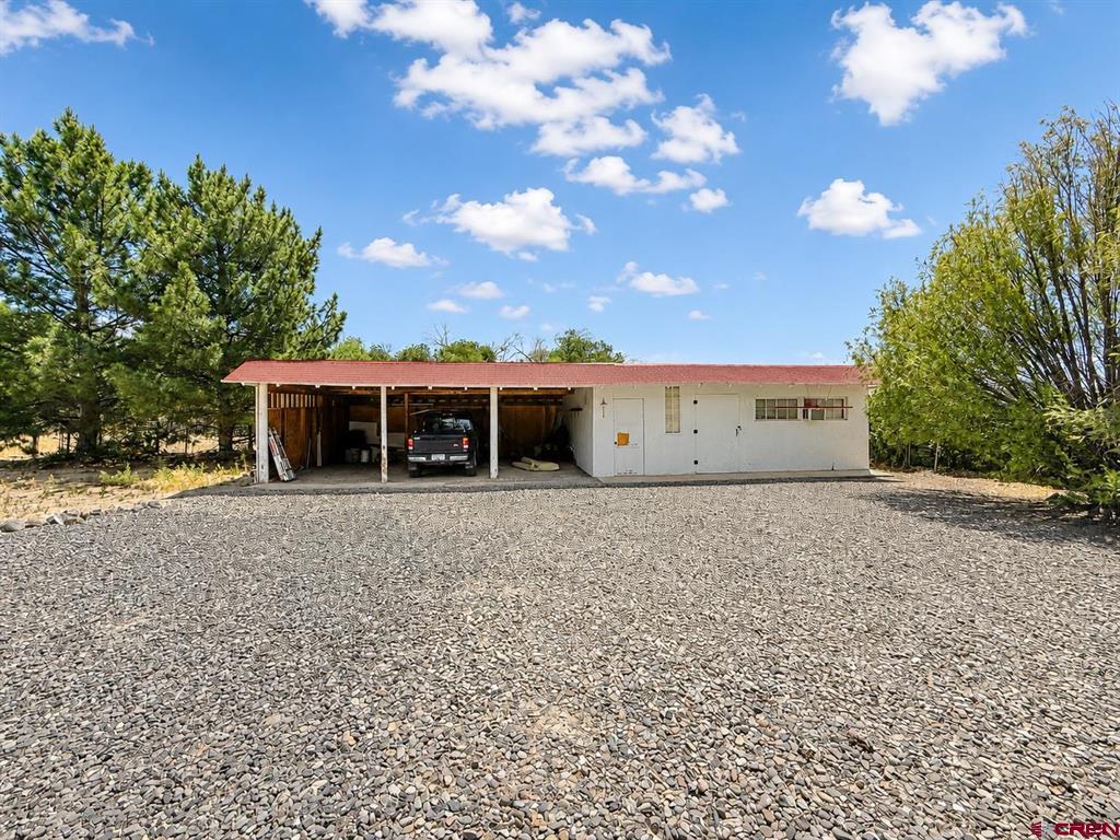 9992 2150 Road Property Photo 39
