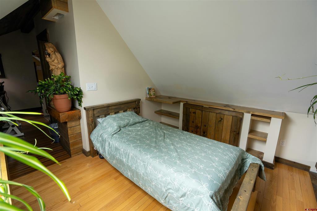 320 Whiterock Avenue Property Photo 20