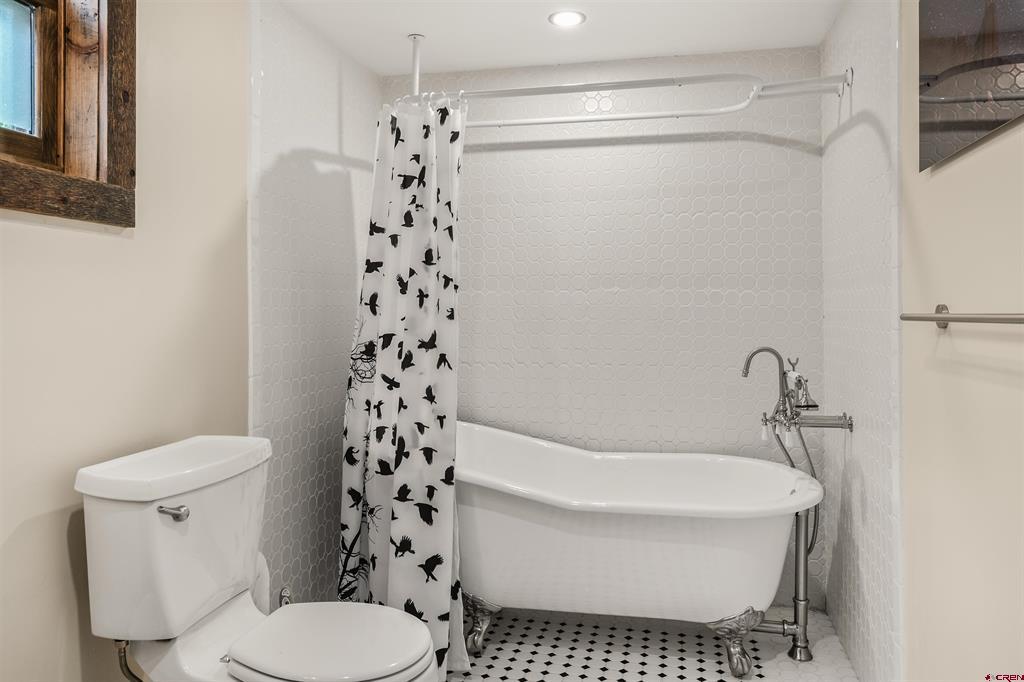 320 Whiterock Avenue Property Photo 21